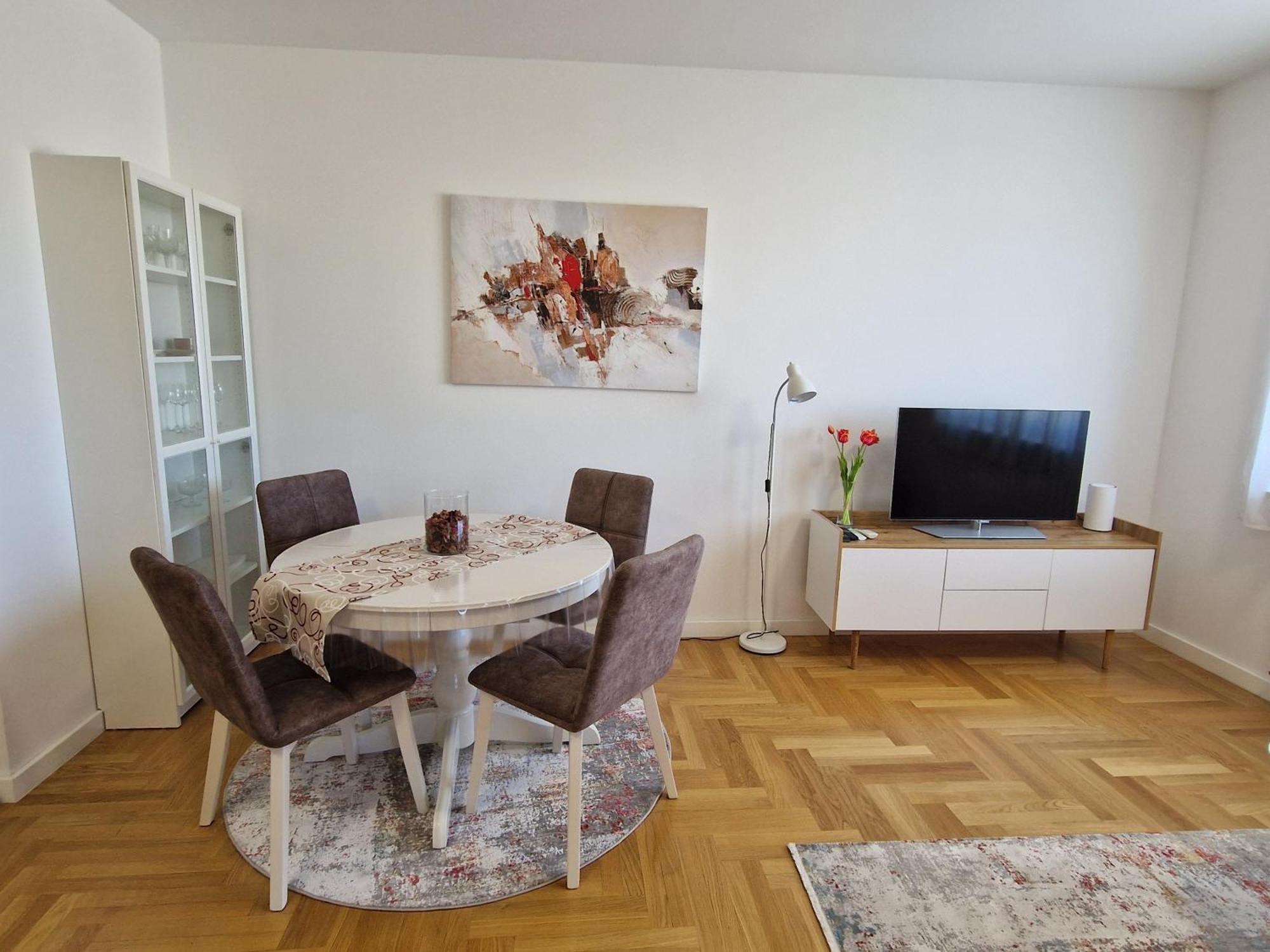Diana Apartment